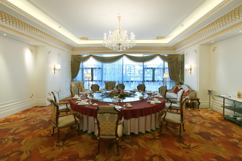 Nantong Jinshi International Hotel Kültér fotó