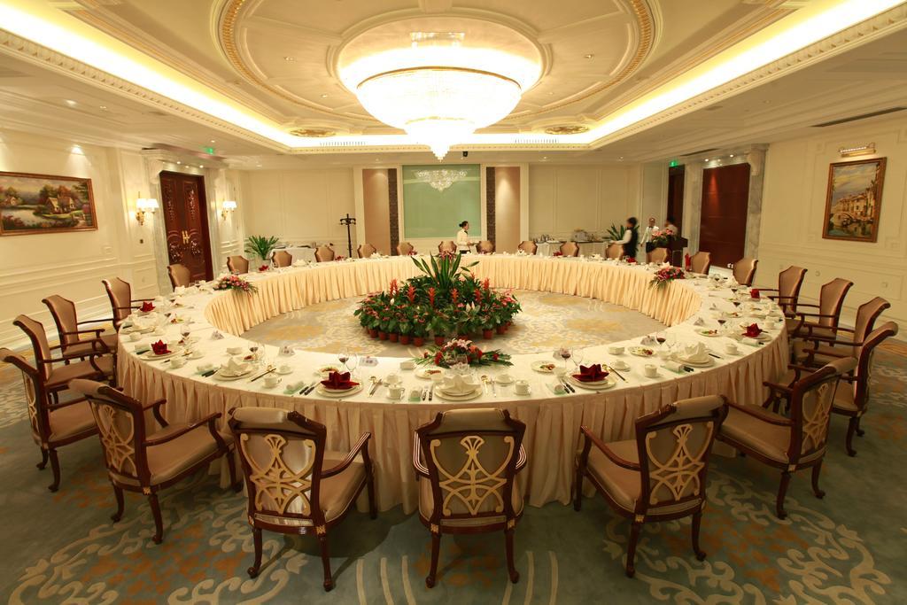 Nantong Jinshi International Hotel Kültér fotó